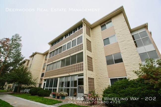Building Photo - 3144 S Wheeling Way