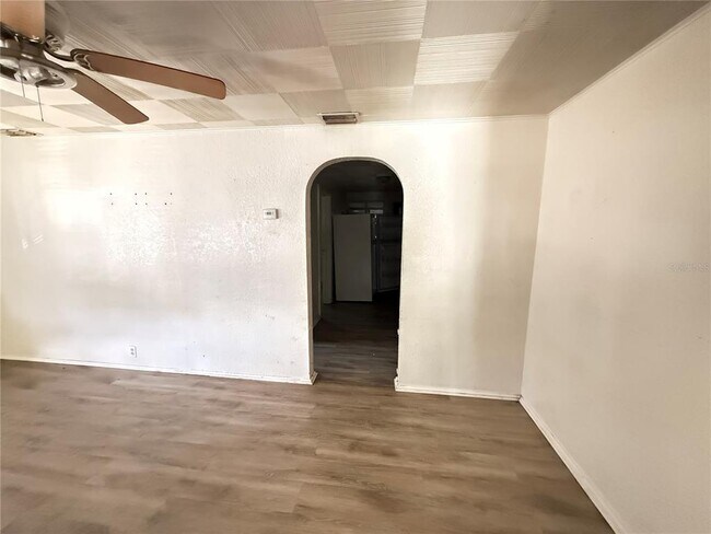 Foto del edificio - 1117 N Brack St