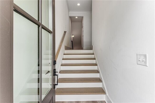 Foto del edificio - 5851 Westin Rd