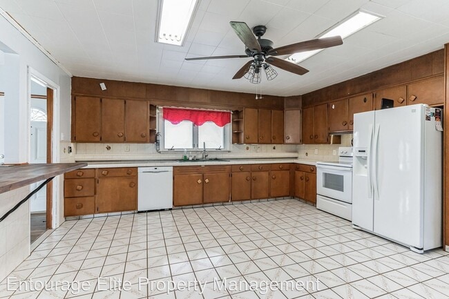 Building Photo - 3 br, 2 bath House - 512 Elizabeth Drive