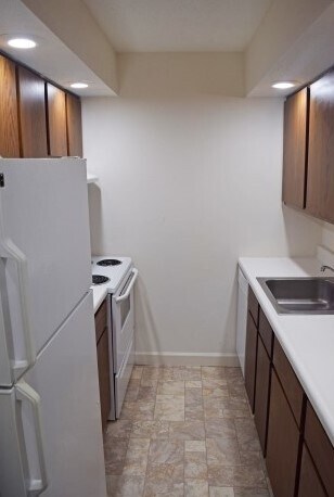 Foto del edificio - 508 W White St