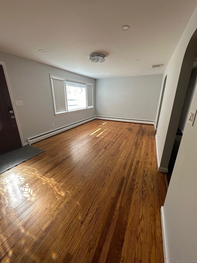 Building Photo - 169 Courtland Ave
