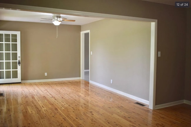 Building Photo - 442 Appleton Dr