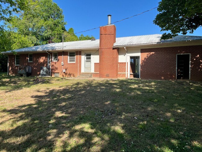 Foto del edificio - 5675 Old Thomasville Rd