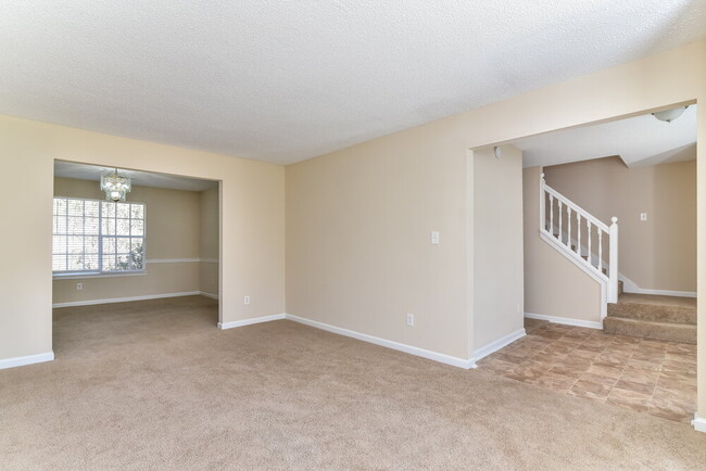 Building Photo - 3075 Countryside Ln SW
