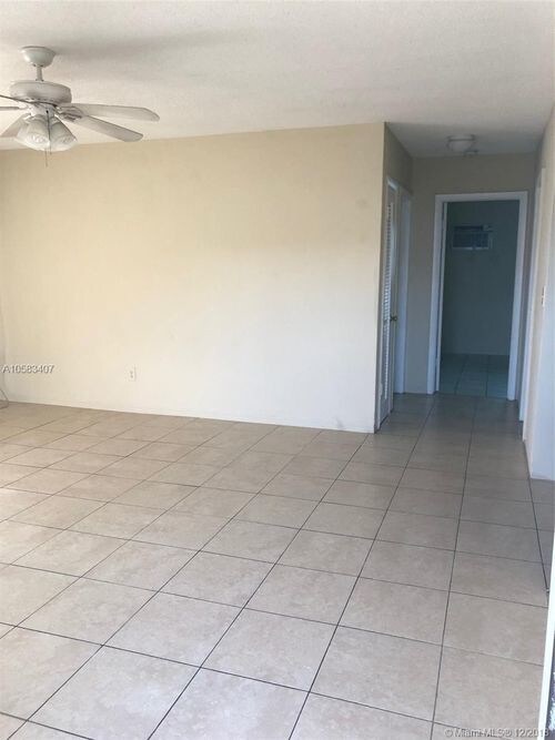 Foto del edificio - 2424 McKinley St