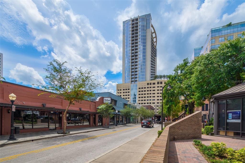 Foto principal - 155 S Court Ave