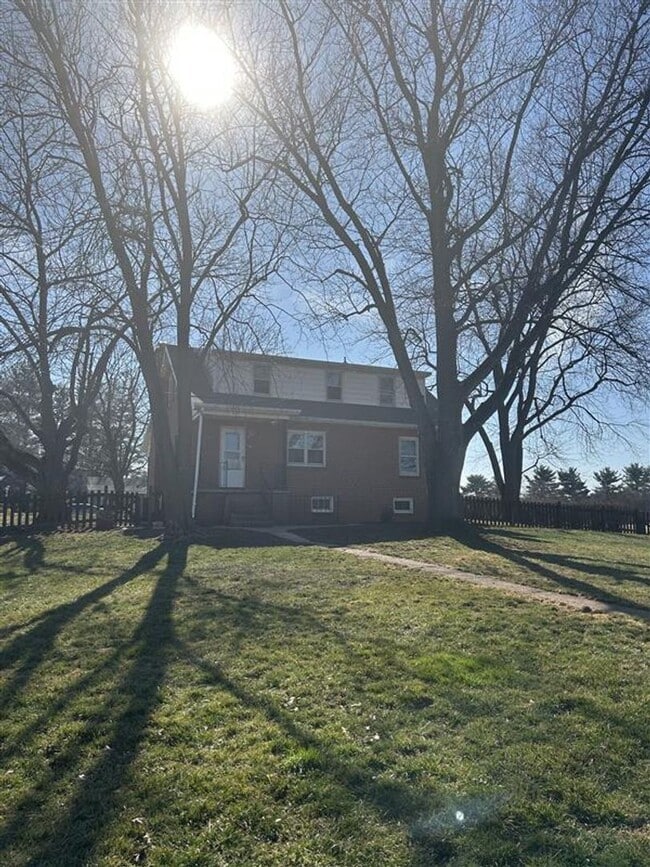 Building Photo - 4 Bedroom home for Rent!! This house is being renovated**