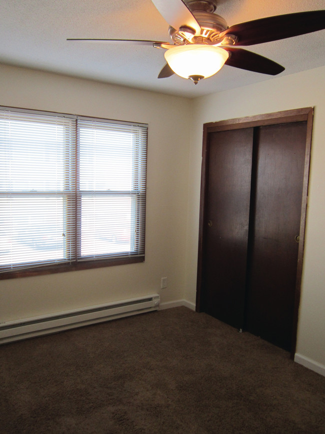 Building Photo - Capitol Heights
