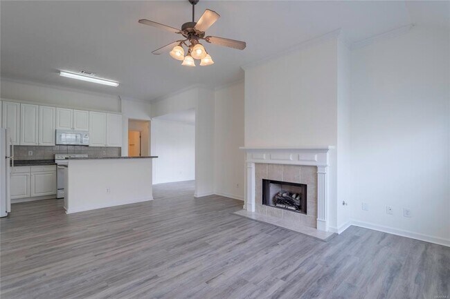 Building Photo - 8978 Stoneridge Pl