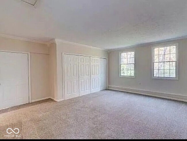 Foto del edificio - 8500 N Meridian St