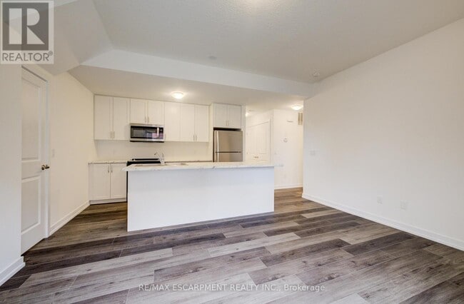 Building Photo - 70 Kenesky Dr