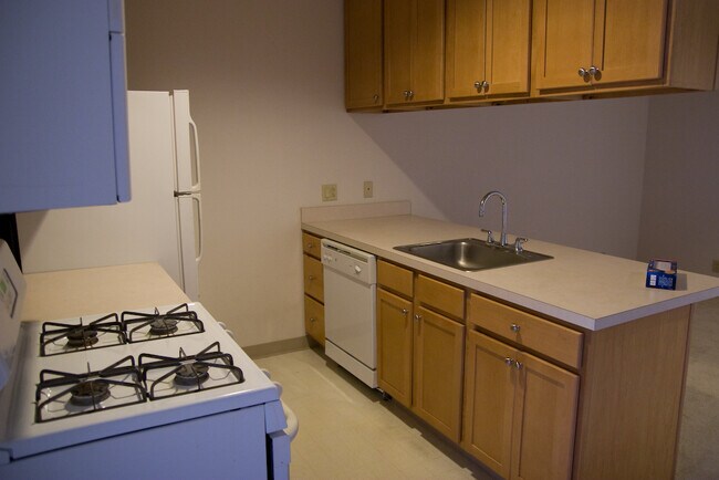 Building Photo - 1100 Vine St