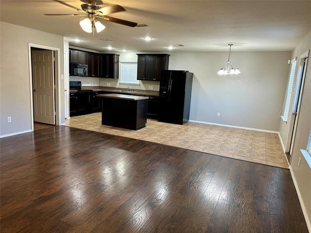 Building Photo - 1804 Gayla Creek Dr