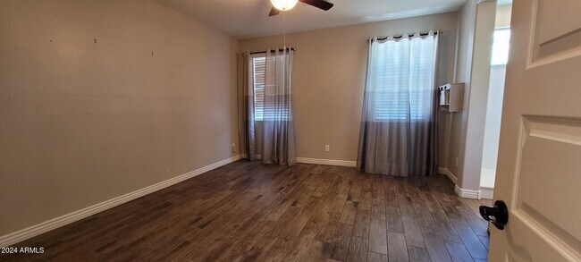 Foto del edificio - 27057 N Skipping Rock Rd