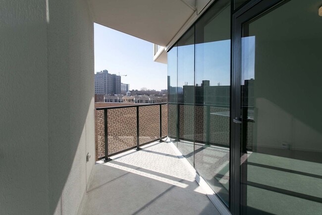 Interior Photo - City Hyde Park
