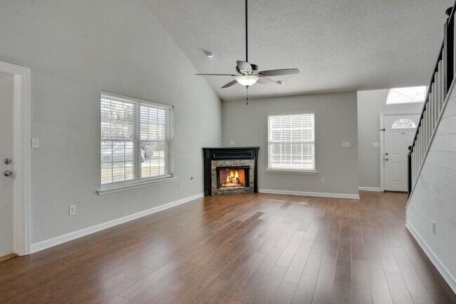 Foto del edificio - 4187 Silkbay Ct