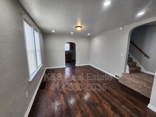 Photo - 717 Ellsworth Ave Apartment