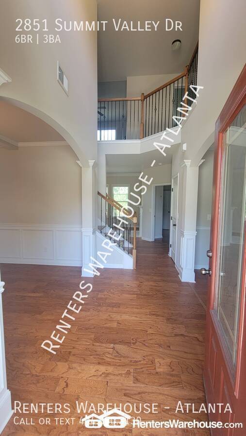 Foto del edificio - 2851 Summit Valley Dr