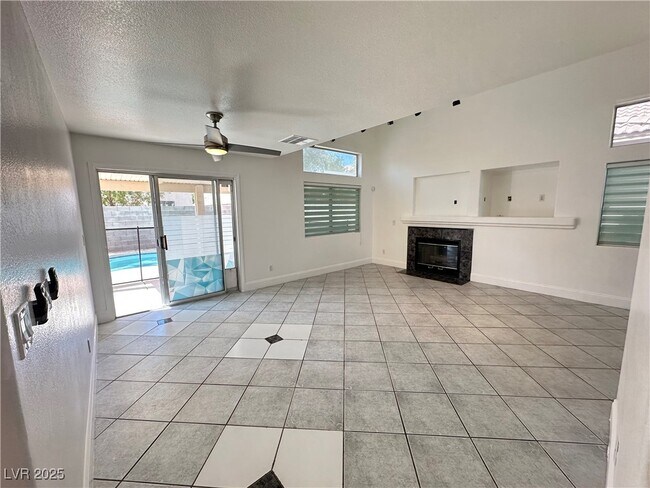 Foto del edificio - 8327 Tribute Ln