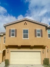 Building Photo - 1382 Mesquite Dr
