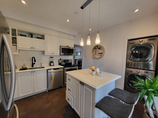 Kitchen - 2510 St Moreau