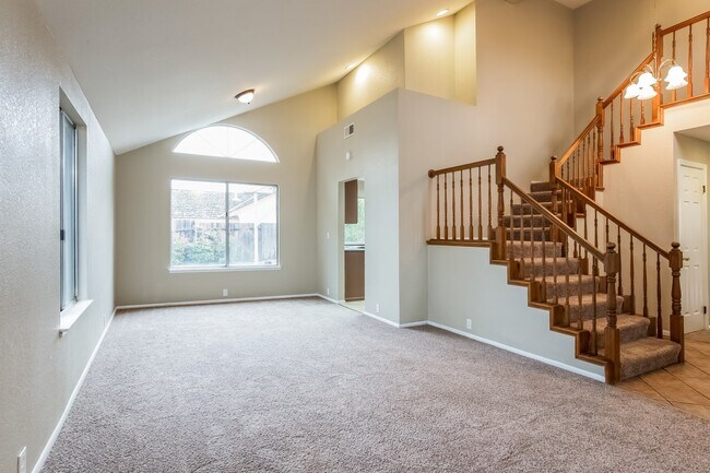 Building Photo - 8278 Olander Way