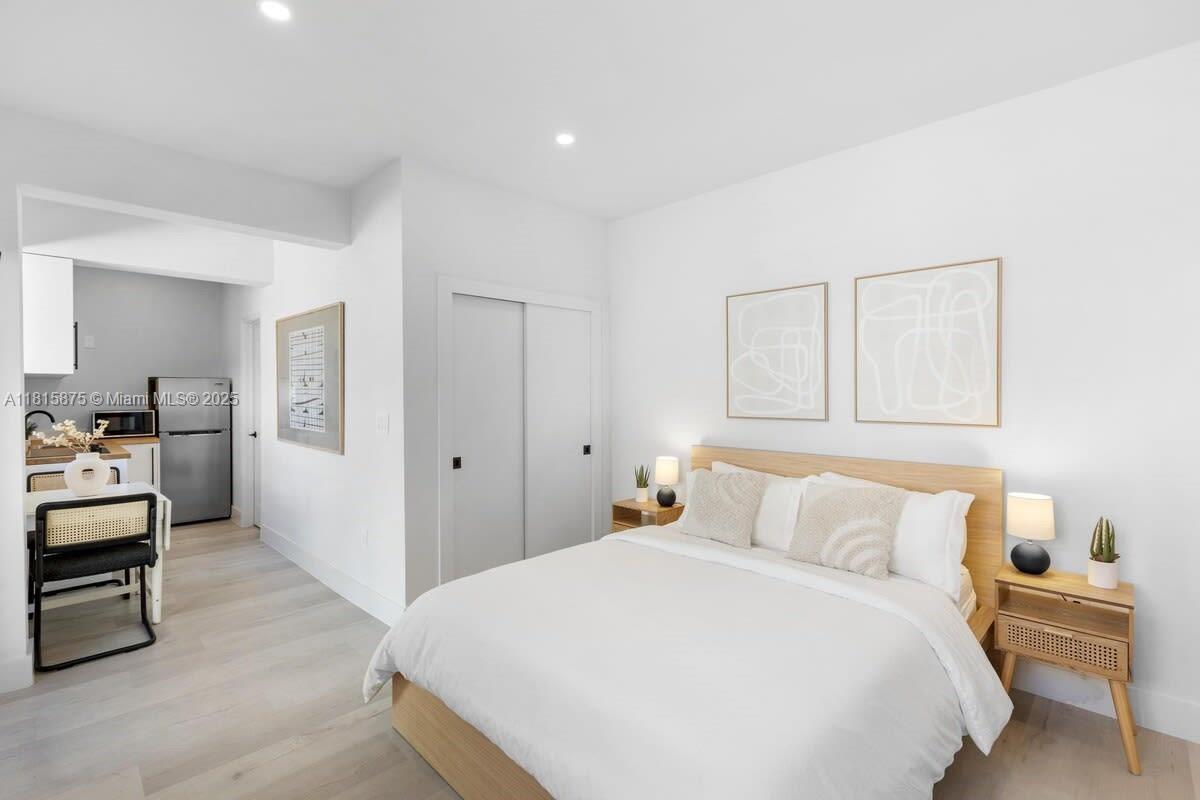 Foto principal - 810 NW 6th Ave