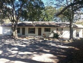 Building Photo - 176 Margie St