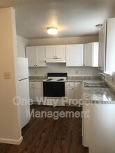 Building Photo - 1421 W Allison Rd