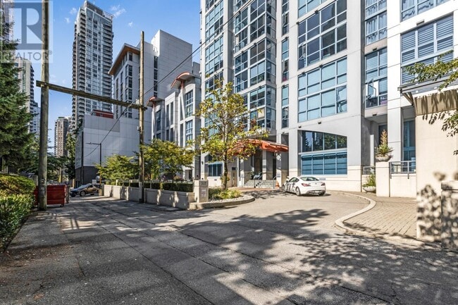 Building Photo - 1238 Seymour St