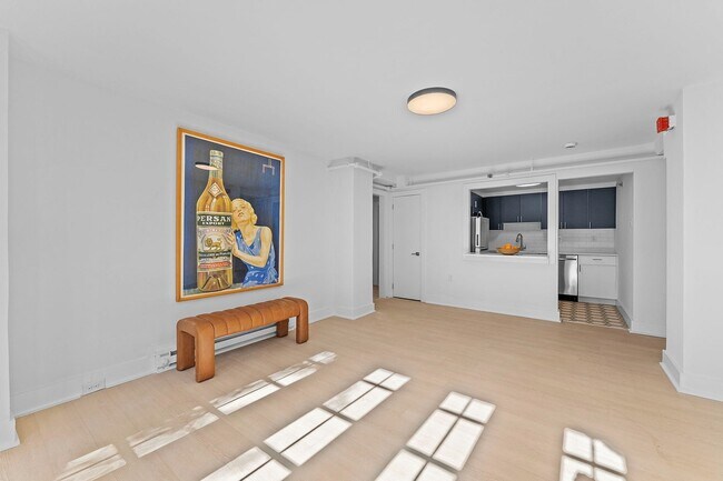 Espacio de cocina/sala de estar - 1500 Pine