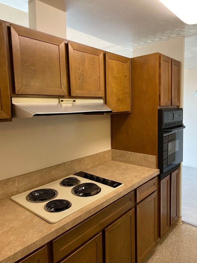 Interior Photo - Hollywood Towne House