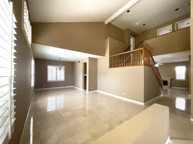 Building Photo - 9755 Lipari