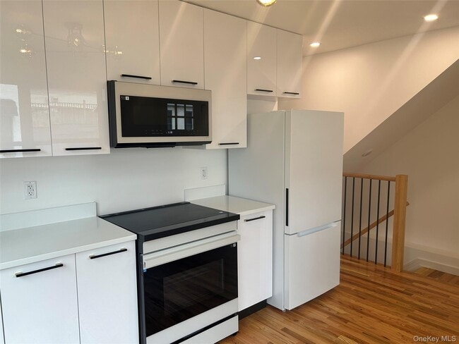 Foto del edificio - 266 Orange Turnpike