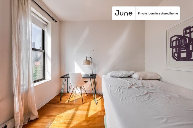 Foto del edificio - Room in Shared 6 bed/2 bath home