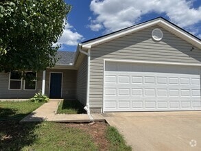 Building Photo - 9116 Snowberry Dr