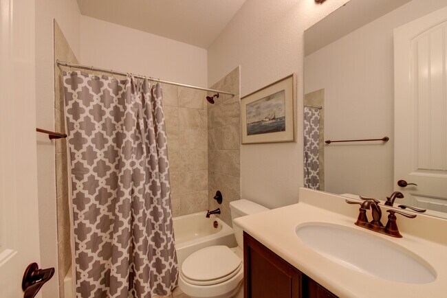 Building Photo - 308 Enchanted Hilltop Way