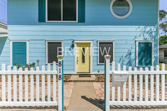 Foto del edificio - 818 11th St