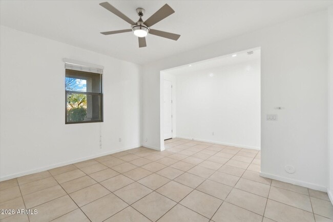 Building Photo - 37292 Yellowstone Dr