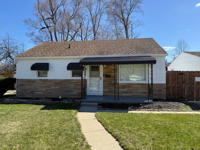 Foto del edificio - 3 bedroom 1 bath ranch style home