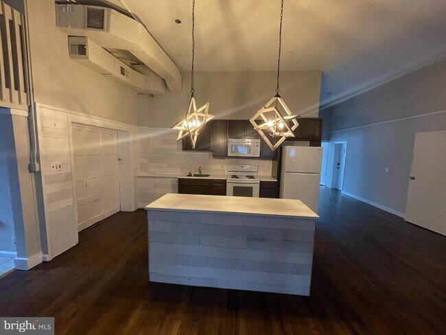 Foto del edificio - 212 W Clements Bridge Rd