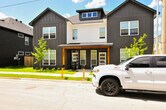 Foto principal - 305 Cooner St