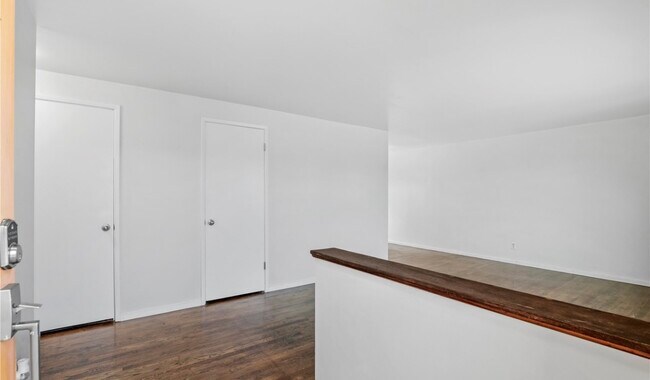 Building Photo - 26510 19th Pl S