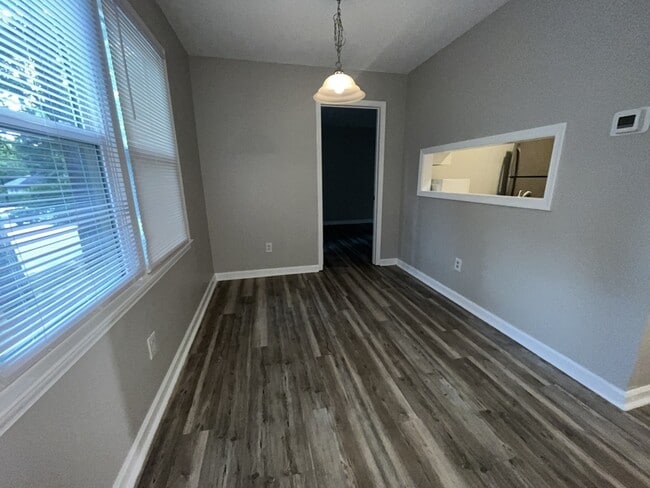 Photo - 3561 Mill Run Apartment