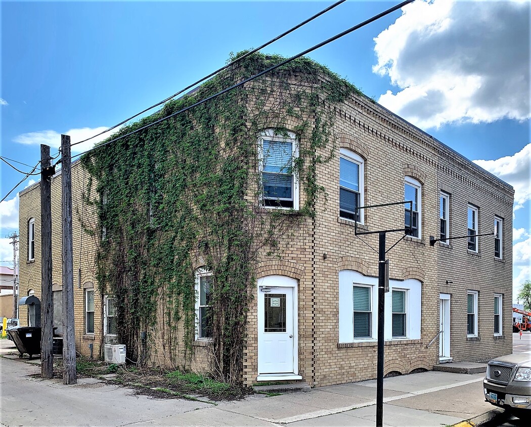 Primary Photo - 139 3rd St NW