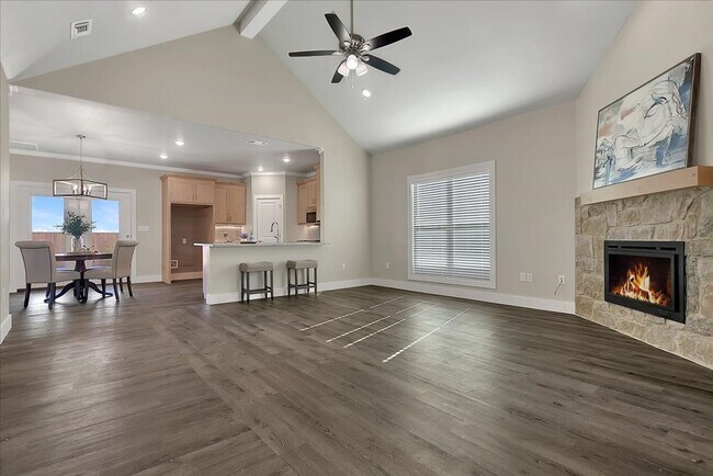 Foto del edificio - Brand New Spacious 4-bedroom, 2-bathroom W...