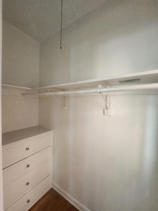 Foto del edificio - 4023 W 6th St