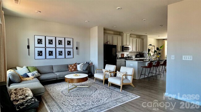 Foto del edificio - 909 Portrush Ln