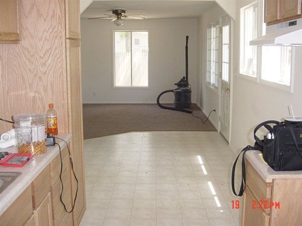 Foto del edificio - 918 Belaire Ave